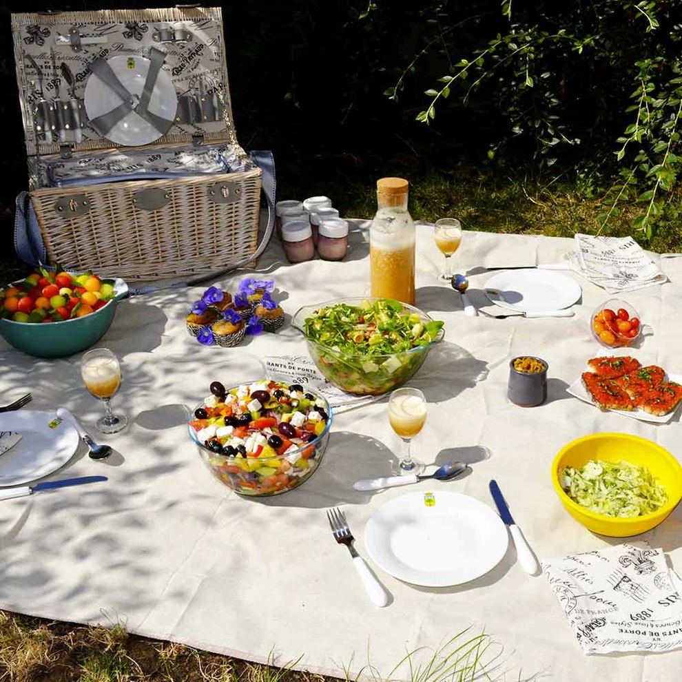 Les Jardins De La Comtesse . Tovaglia da picnic beige impermeabile (140 x 280 cm)